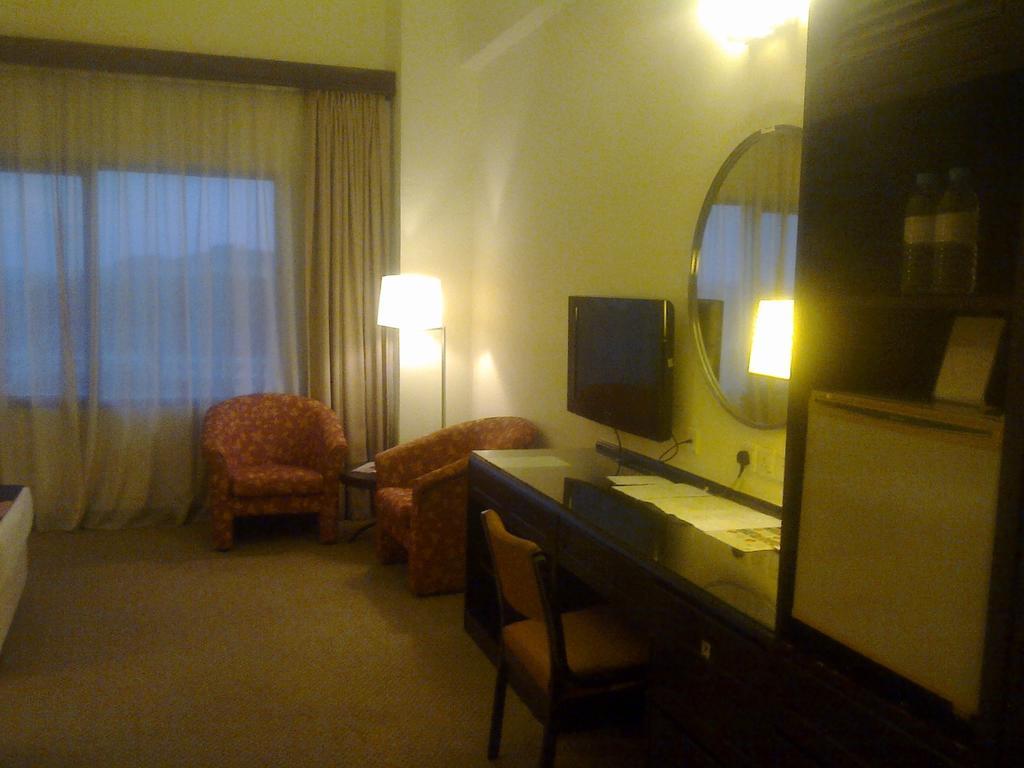 Rhr Hotel At Uniten Kajang Oda fotoğraf