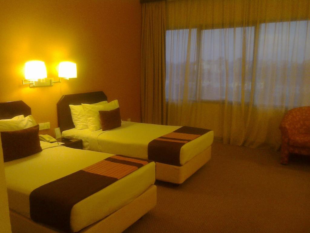 Rhr Hotel At Uniten Kajang Oda fotoğraf